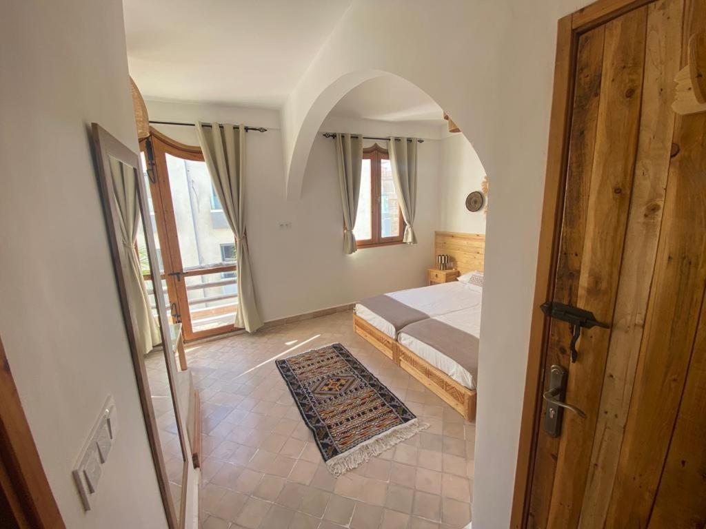Auberge de jeunesse Maktub Surf House à Tamraght Extérieur photo